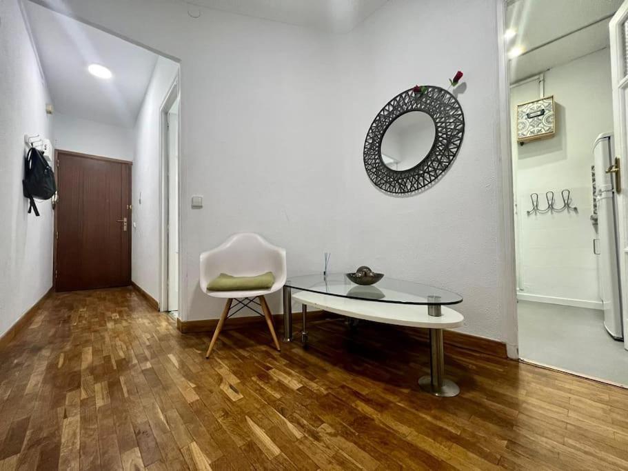 Excelente Piso Cerca Del Retiro! Apartment Madrid Bagian luar foto